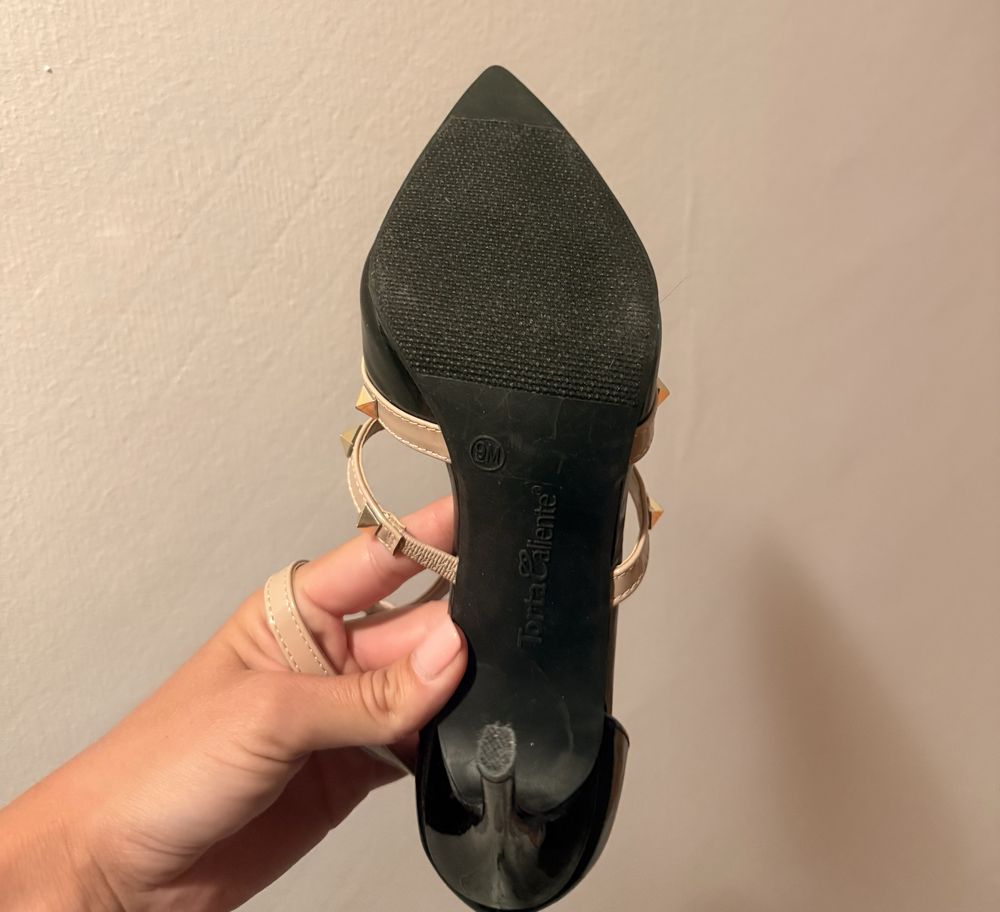 Pantofi eleganti cu toc