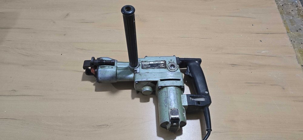 Перфоратор Hitachi