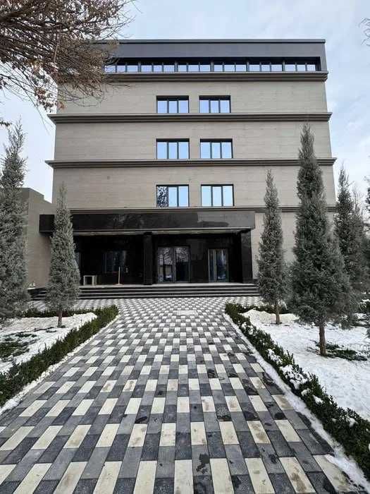 Аренда офис в бизнес центре  2000 м2