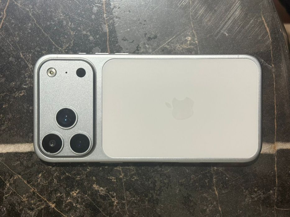 Айфон 17 про макс