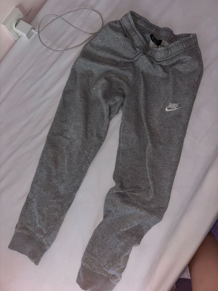 Nike долнище xs