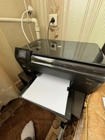 Принтер HP 3в1 скенер и копир