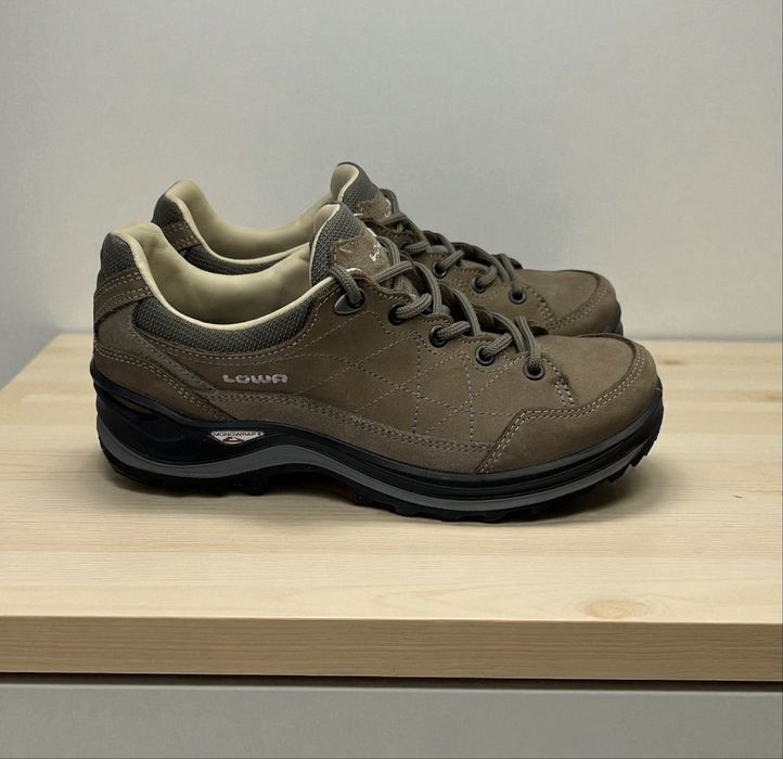 LOWA Renegade GTX (39) Туристически Обувки