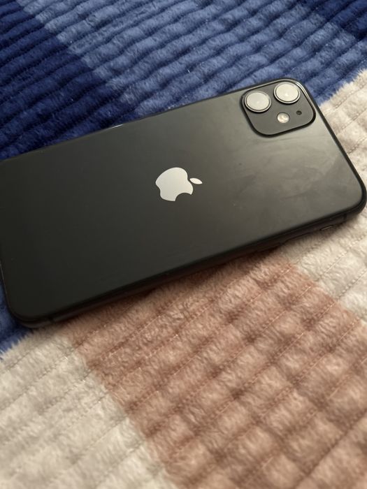 iphone11 в хорошем состояние