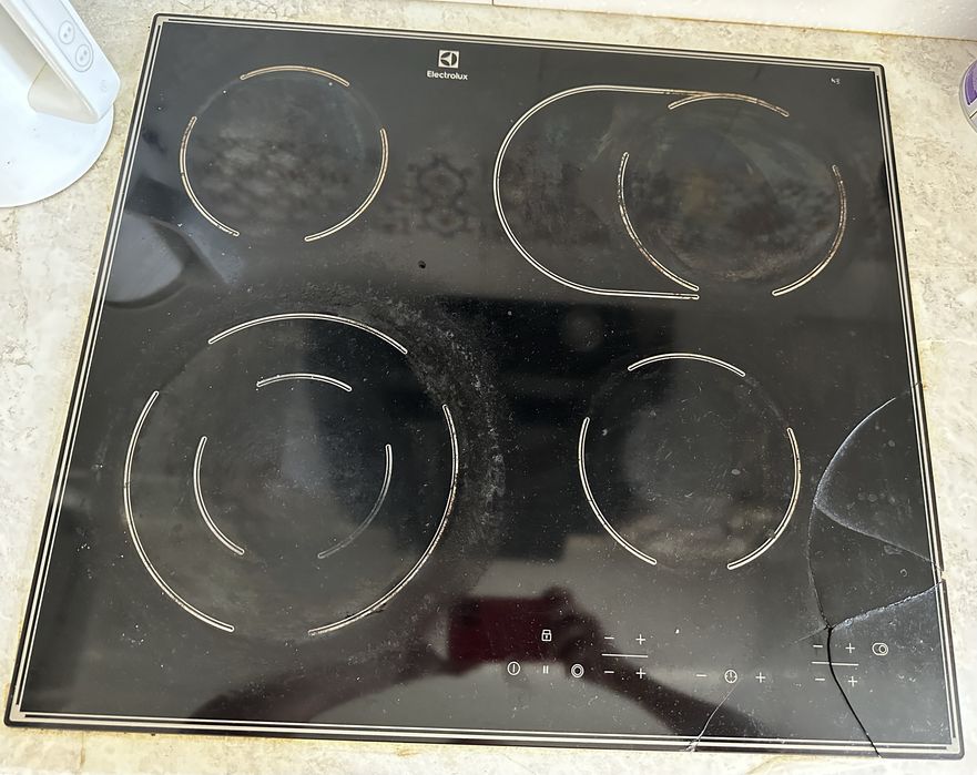 Варочная поверхность Electrolux
