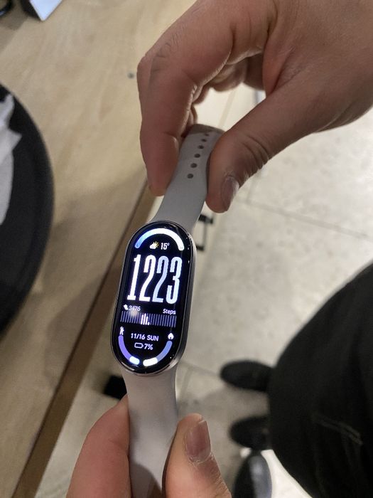 Xiaomi Redmi mi band 10 holati zor ishlaydi ekran oled