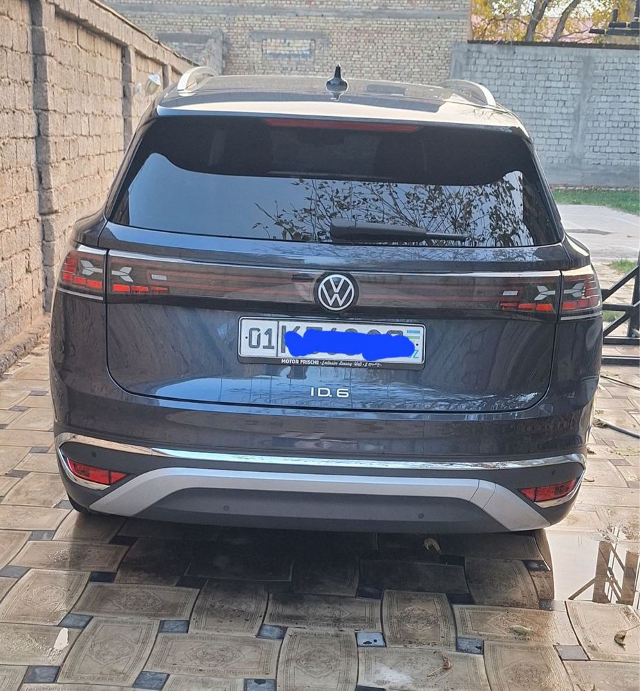 Автомобиль Volкswagen id 6 Pure+