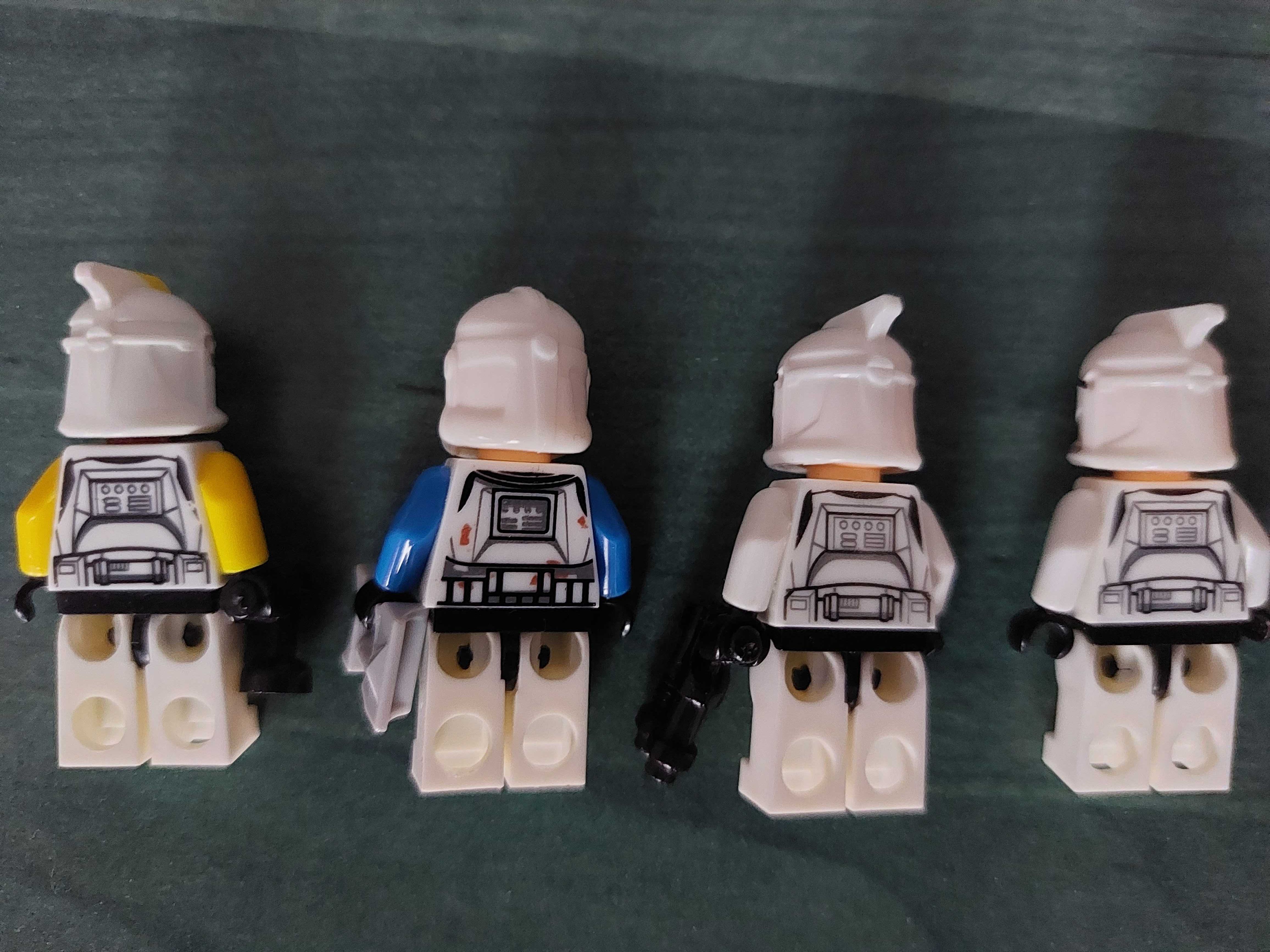 4 minifigurine tip Lego Star Wars - Clone & Captain Rex