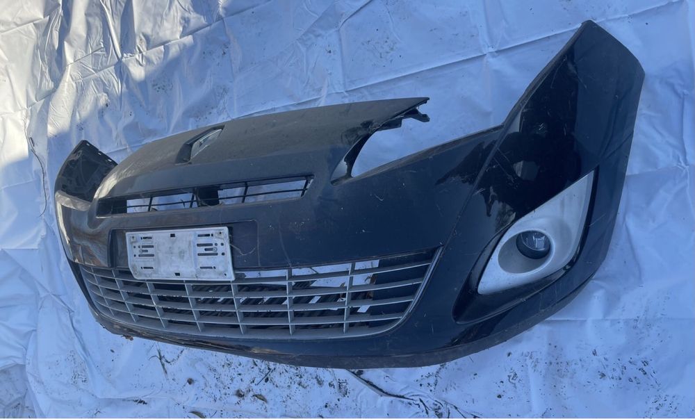 Предна броня Рено Гранд Сценик/ Renault Grand Scenic 3 2010г