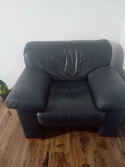 Fotoliu piele stare buna ×