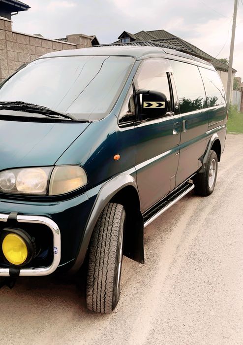 Митсубиси делика 1996 г в отличном состоянии