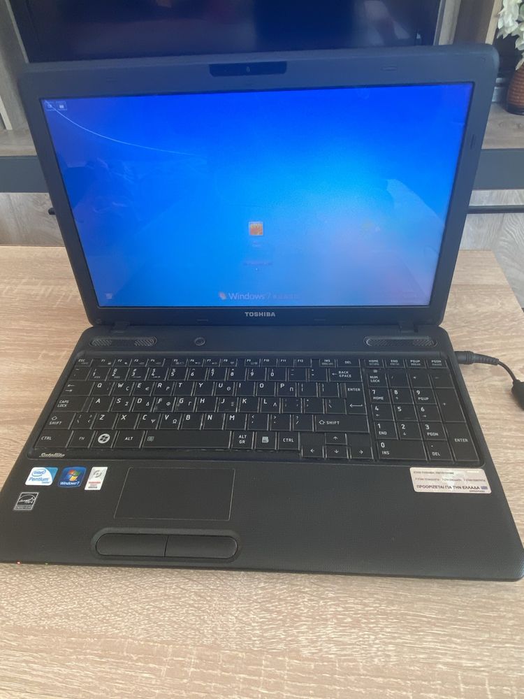 Лаптоп Toshiba Satellite C660 - 10 C. С оргинално зарядно.