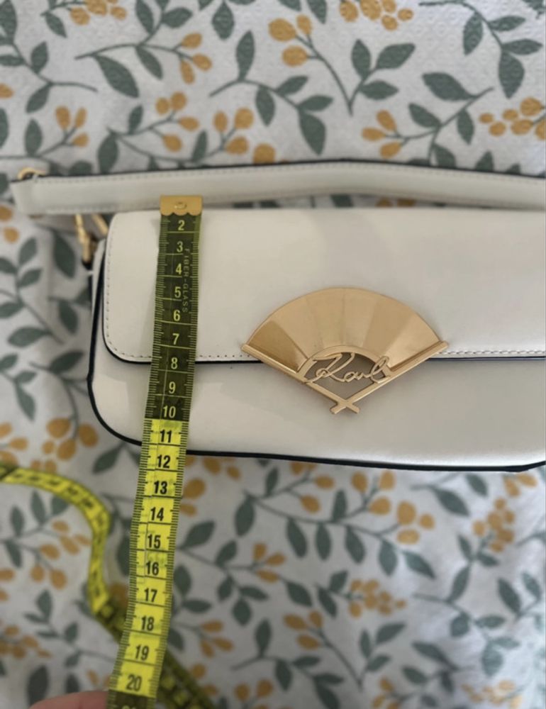 Geanta Karl Lagerfeld alba crossbody