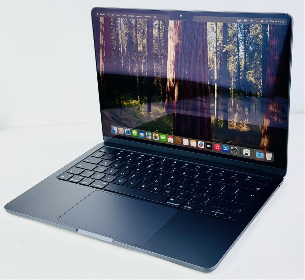 НОВ! Apple MacBook Air 13 M3 2024 16RAM 256GB Midnight Гаранция!