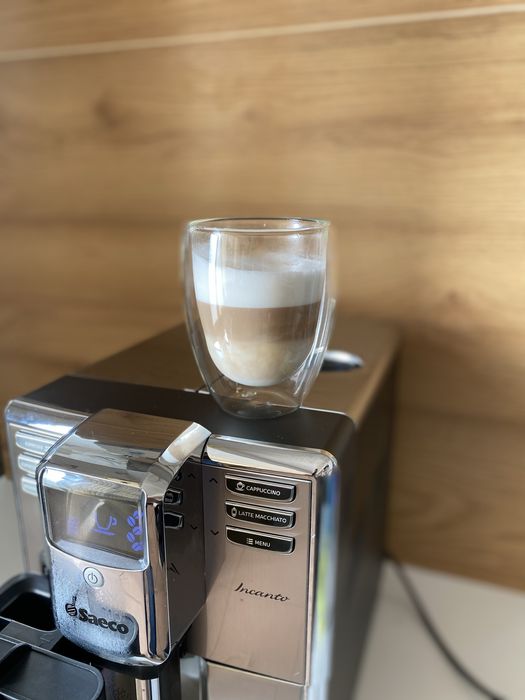 Aparat cafea expresor espressor philips saeco incanto cappuccino hd891