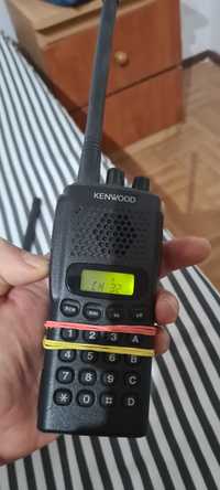 Transceiver  VHF Kenwood TK 270N