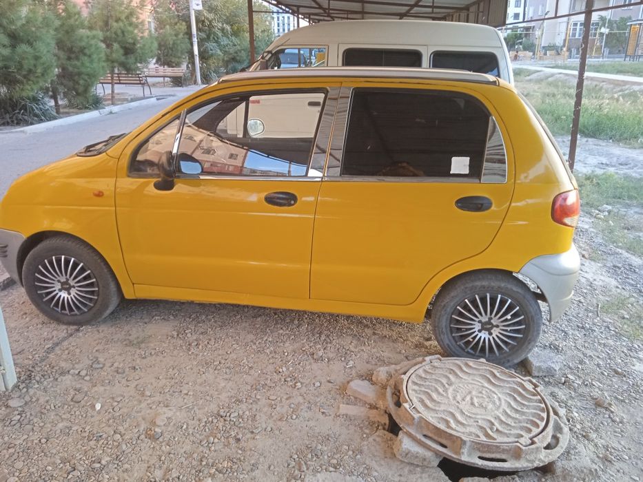 Moshin sotiladi yili 2009 vikubga beraman 1 yilga 3500 Aqsh dolirga