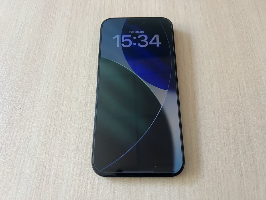 Продавам Apple iPhone 16 Pro Max 256GB