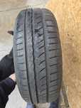 Anvelope M+S 185/65 R15 Nokian 

Vând