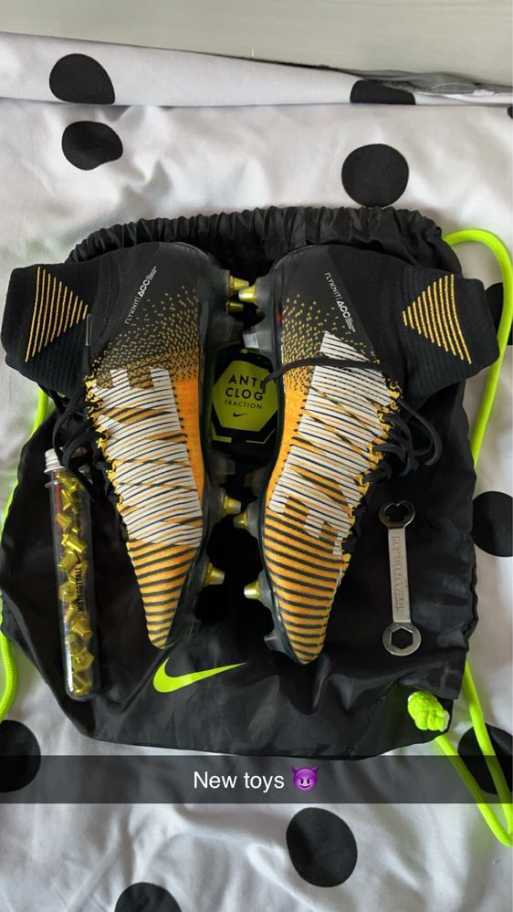Vand ghete nike mercurial superfly V filet