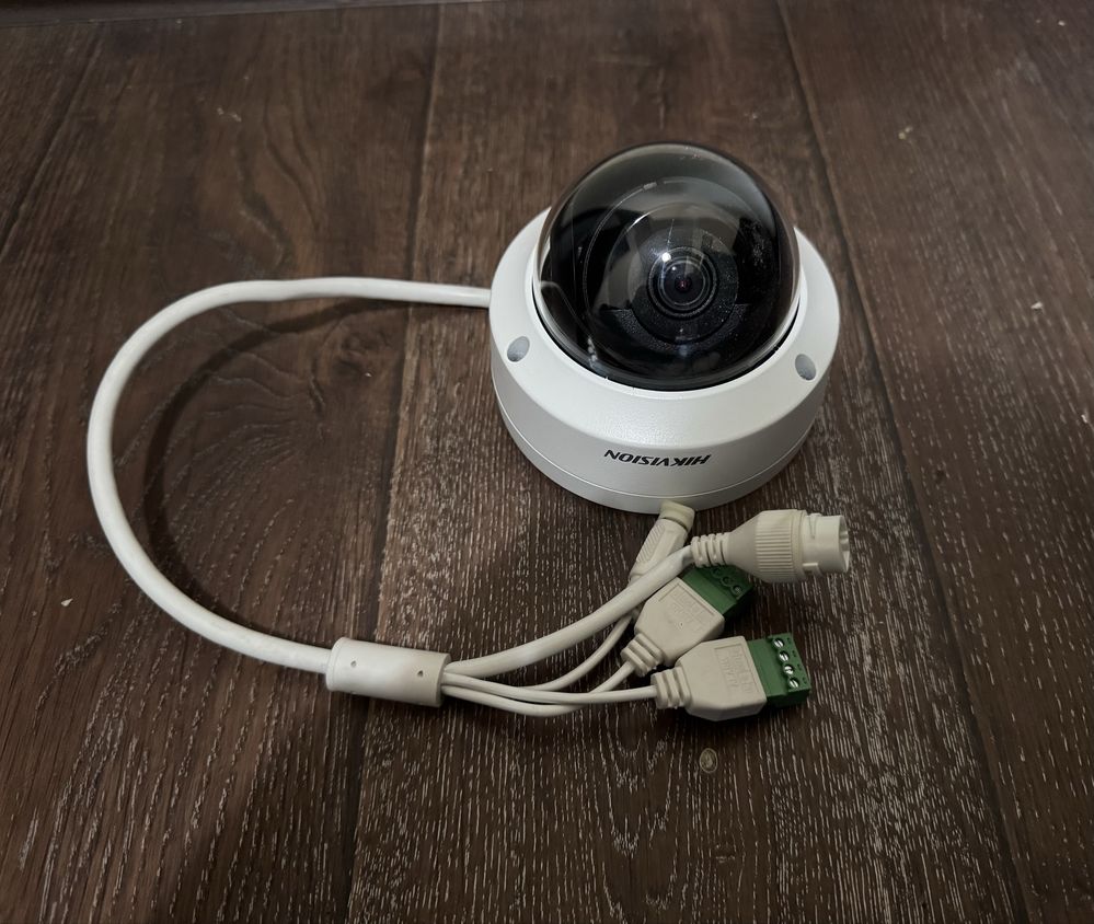 Купольная камера Hikvision 4mp