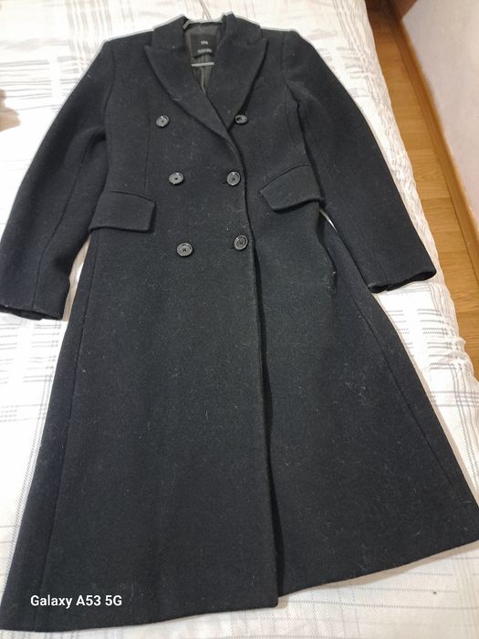 Вълнено палто Mango