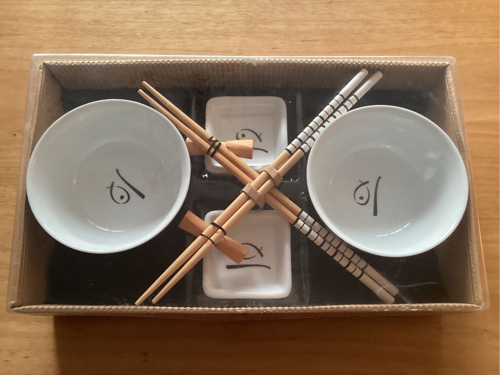 Сахарница позолоченная , чайный набор, сервиз и набор для суши.
