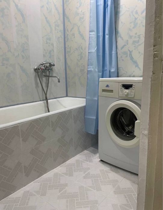 Чиланзар 8 кв Кирпич Балкон 2/6 орр ТЦ ПАРУС