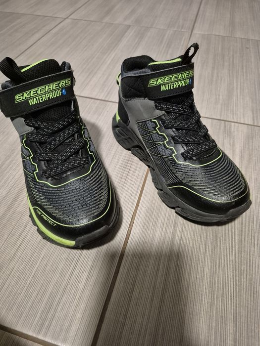 Ghete Skechers baieti