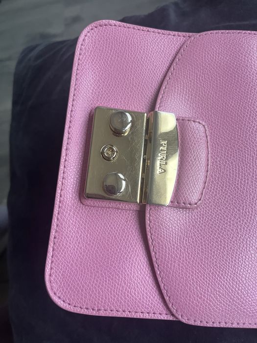 Малка розова чанта Furla