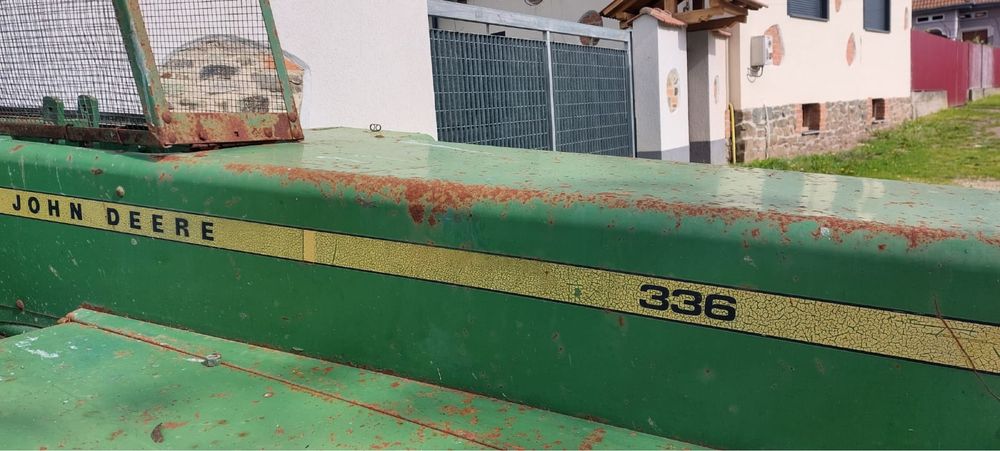 Presă de balotat john deere 336