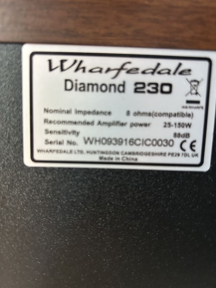 Boxe podea Wharfedale Diamond 230 garantie Altex