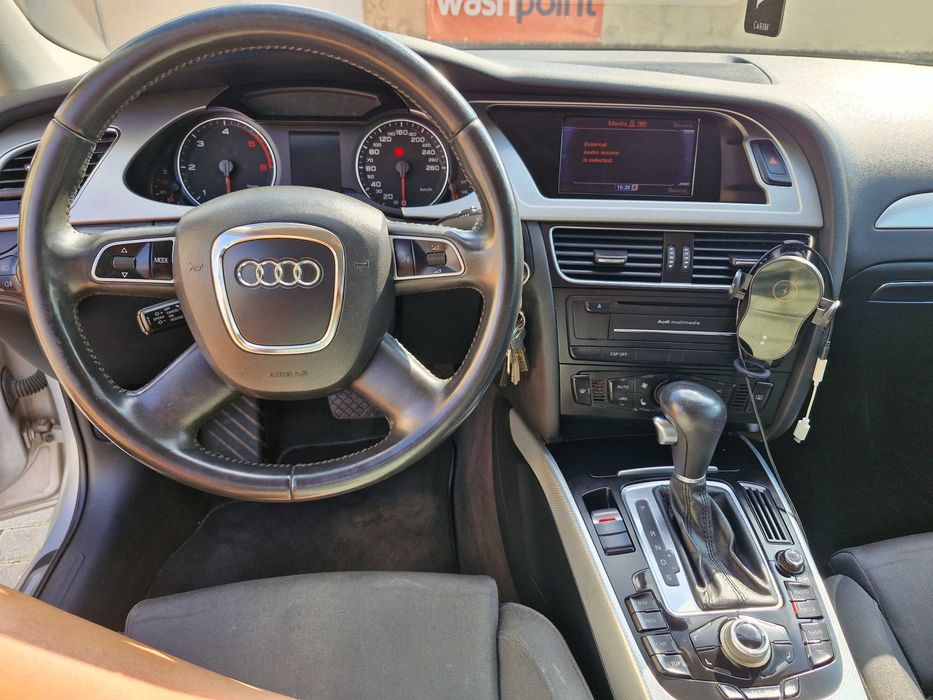 Audi A4 b8 ,2.0 Diesel , automata