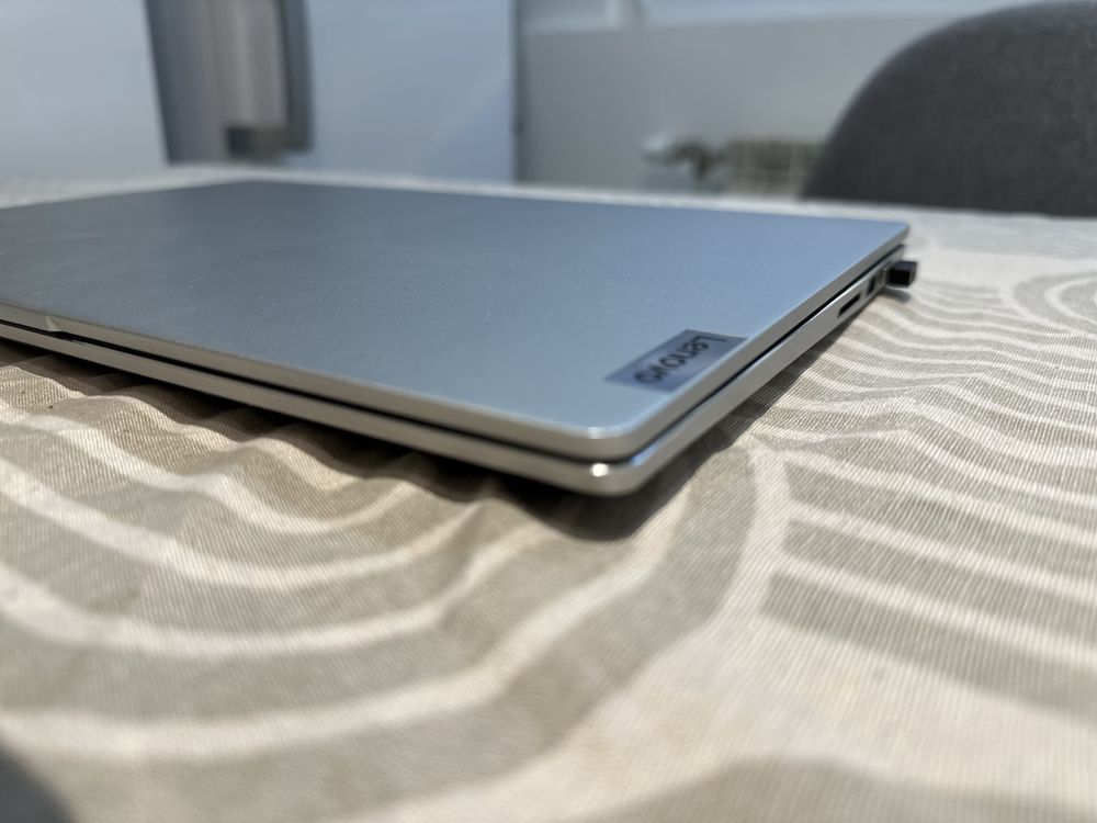 Lenovo IdeaPad 5 - в гаранция
