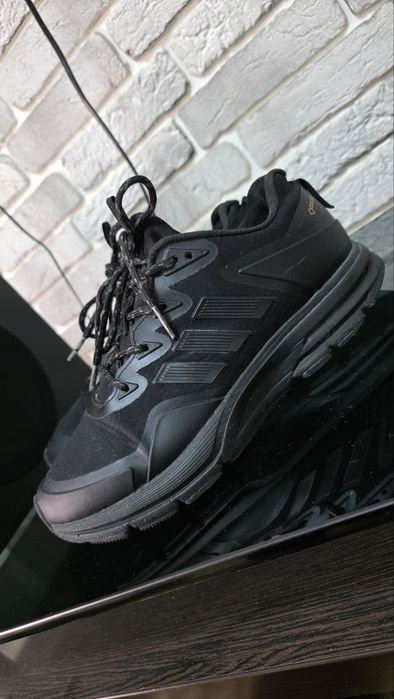 Оригинальные кроссы Adidas