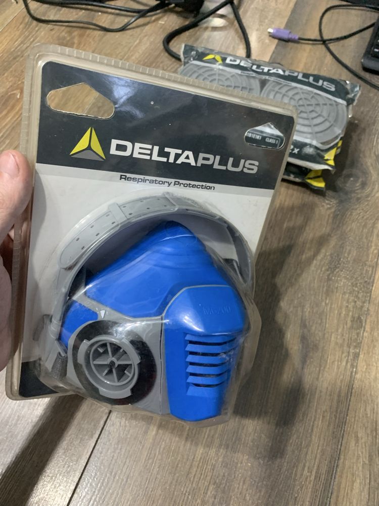 Маска респиратор фильтрующая delta plus два комплекта фильтра