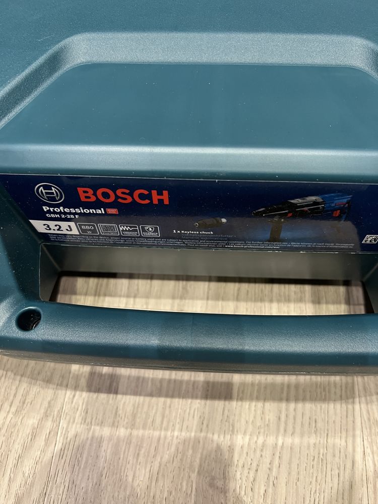 Bormasina Bosch GBH 2-28 F cu dalta si 3 burghie-Sigilata