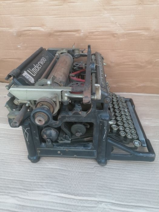 Mașină de scris Underwood