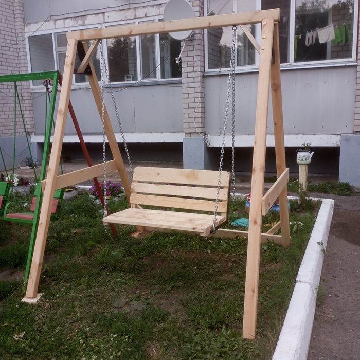 Качели деревянные  новые
