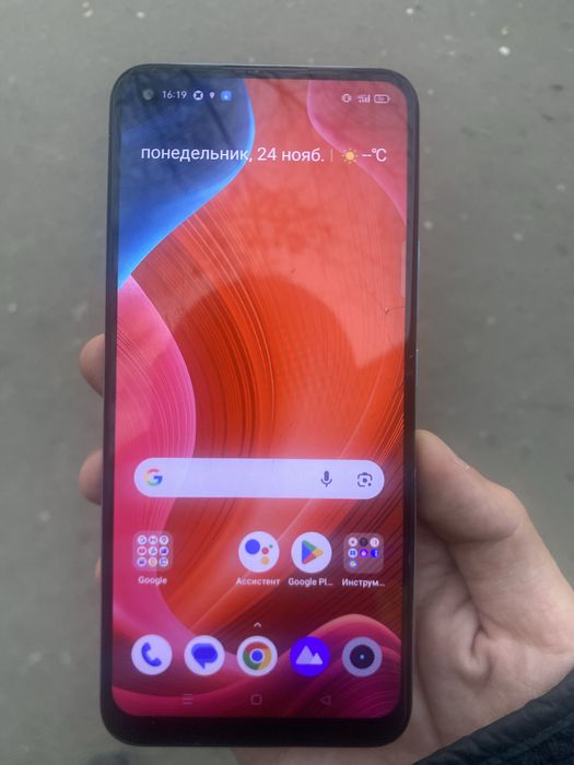 Продается телефон Realme i7