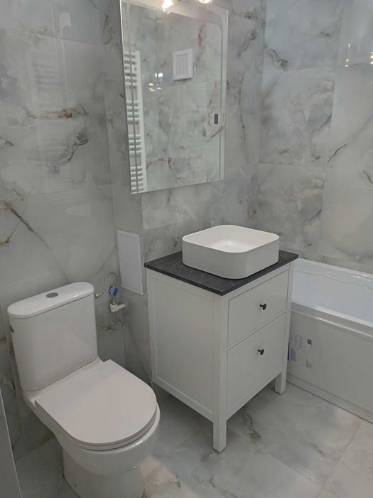 Apartament 3 camere de închiriat