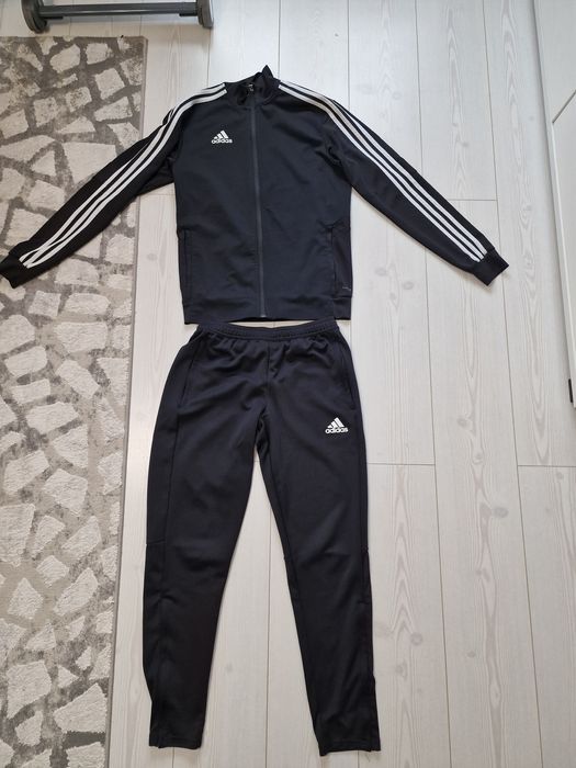 Екип*Анцуг*Adidas*