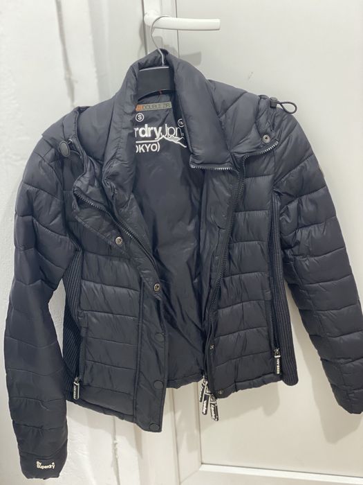 Geaca SuperDry pentru femei, marimea S