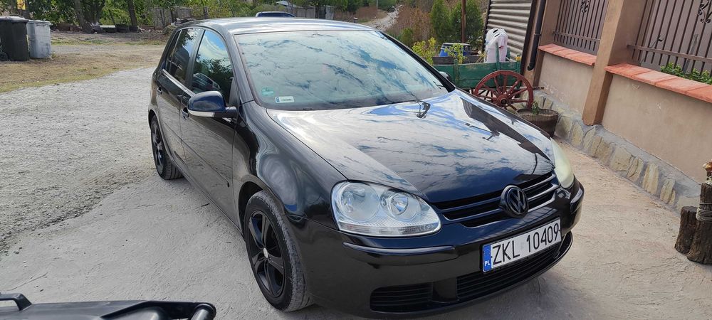 Фолксваген голф 5 1.9 tdi 105k.