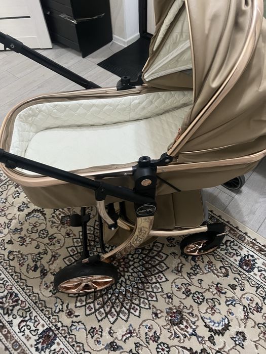 Продаю коляску зимнюю