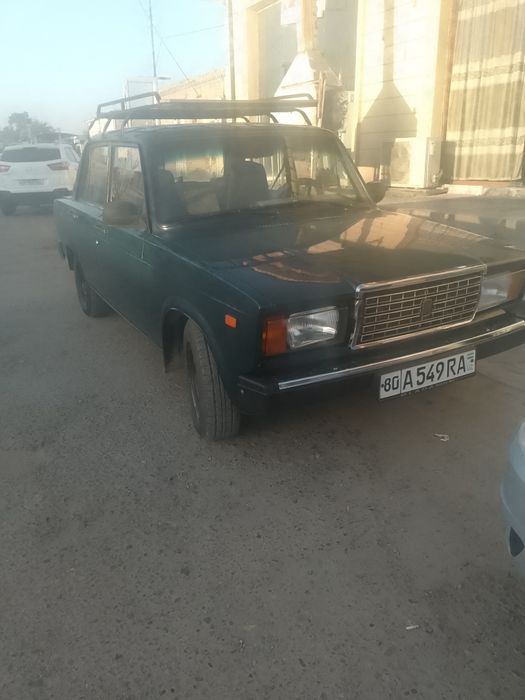 Мошина сотилади метани бор