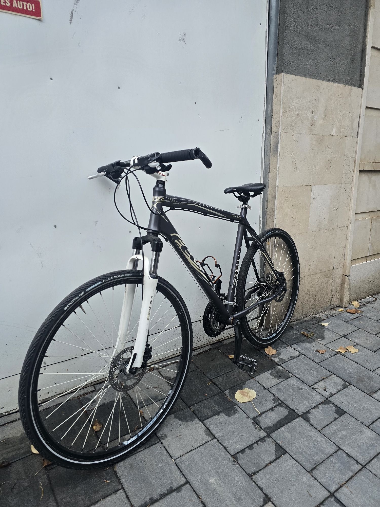 Vând bicicletă Felt QX90
