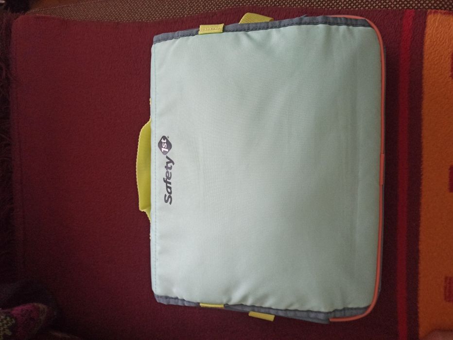 Scaun inaltator portabil Safety 1st