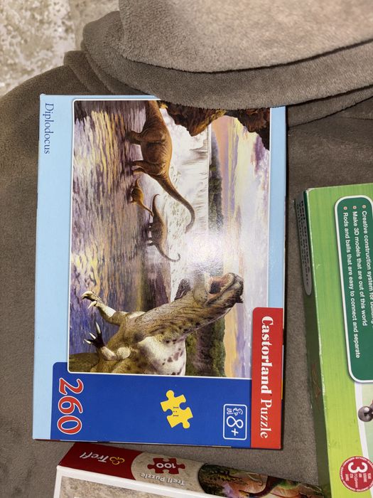 Детски пъзели и игра с редене