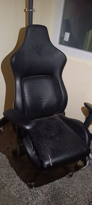 Gaming стол Razer iskur xl